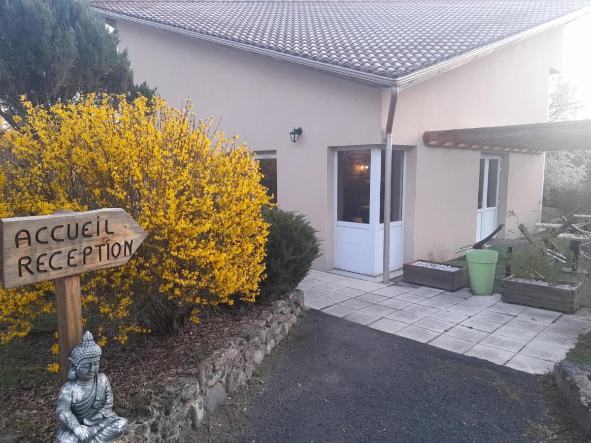 Hotel De L'Ile D'Amour Langeac Eksteriør billede