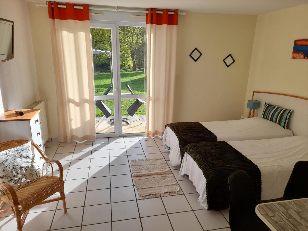 Hotel De L'Ile D'Amour Langeac Eksteriør billede
