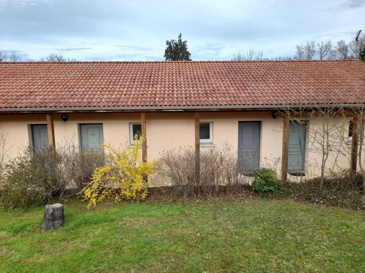 Hotel De L'Ile D'Amour Langeac Eksteriør billede