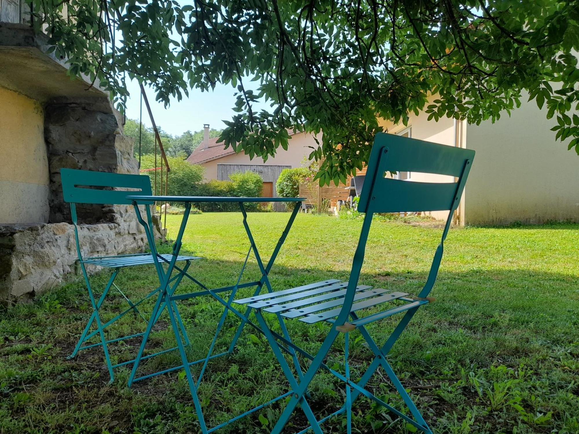 Hotel De L'Ile D'Amour Langeac Eksteriør billede